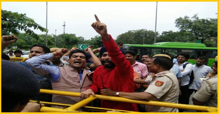 Kapil Mishra, Tajinder Bagga, and Prashant Patel arrested amid massive protest against Arnab Goswami’s arrest